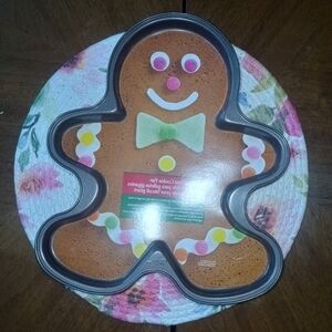 Wilton Gingerbread Man Cake Pan - Silver